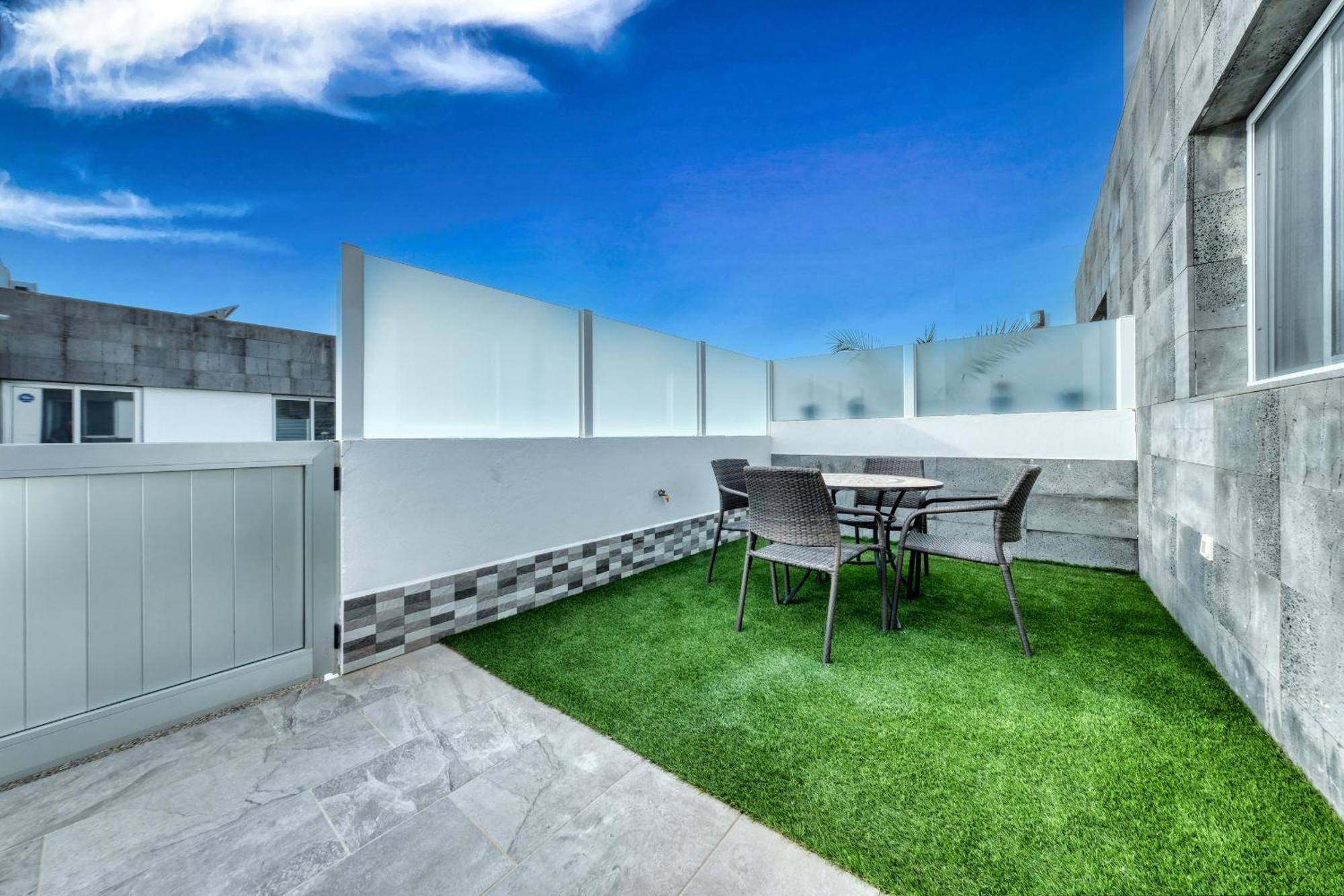 Villa Cassia-Private Pool Aircon, Sat Tv By Lanzarote Vacation Homes 플라야블랑카 외부 사진